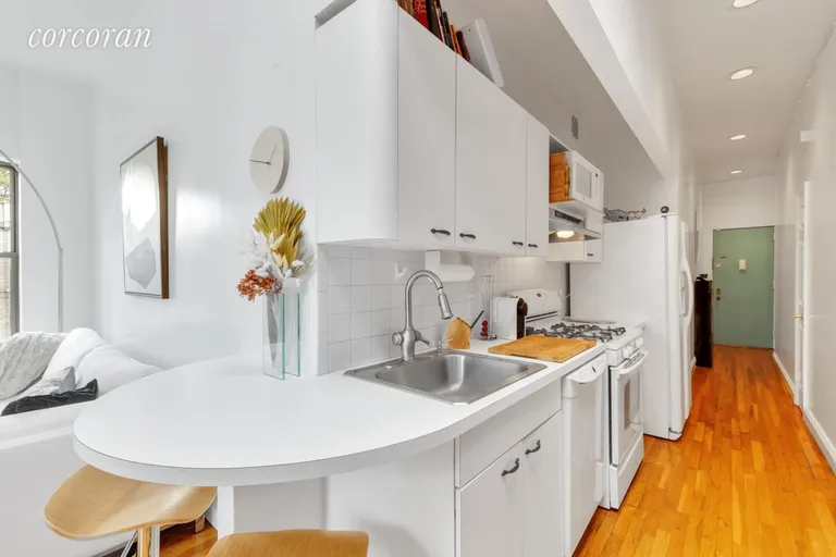 New York City Real Estate | View 307 72nd Street, 4D | room 6 | View 7