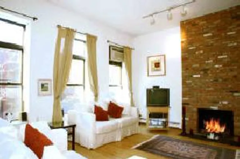 New York City Real Estate | View 157 West 78th Street, 4 | room 1 | View 2