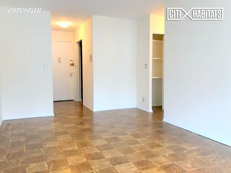 New York City Real Estate | View 301 East 45th Street, 6-C | room 6 | View 7