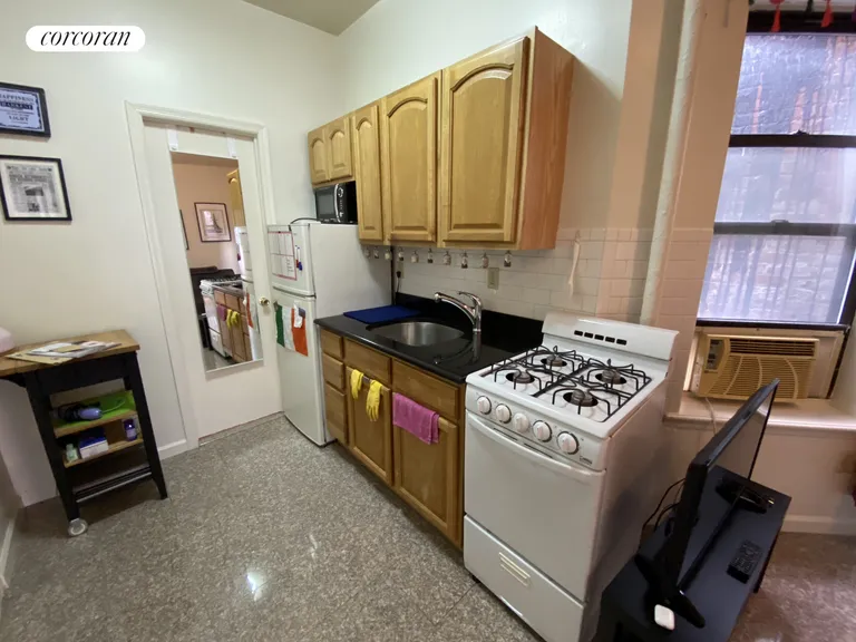 New York City Real Estate | View 309 West 47th Street, 5RW | room 1 | View 2