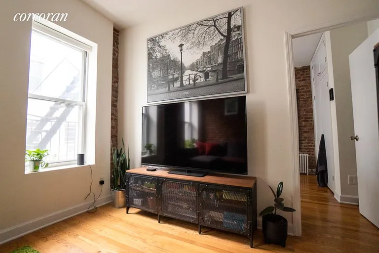 New York City Real Estate | View 57 West 106th Street, 4A | room 4 | View 5