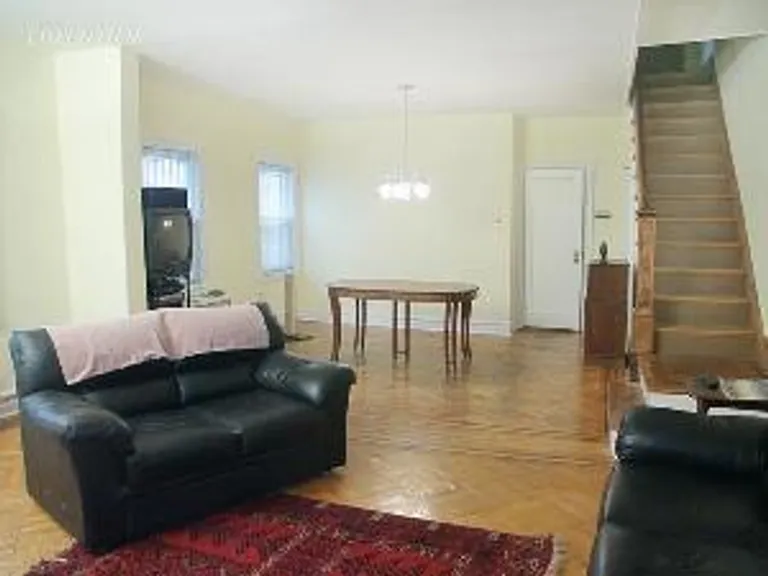 New York City Real Estate | View 107 Lefferts Avenue | room 2 | View 3