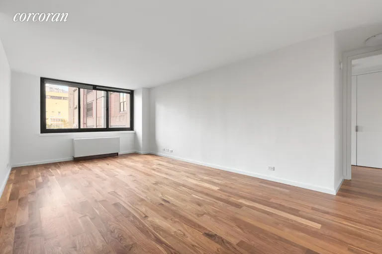 New York City Real Estate | View 515 East 72nd Street, 4C | room 1 | View 2