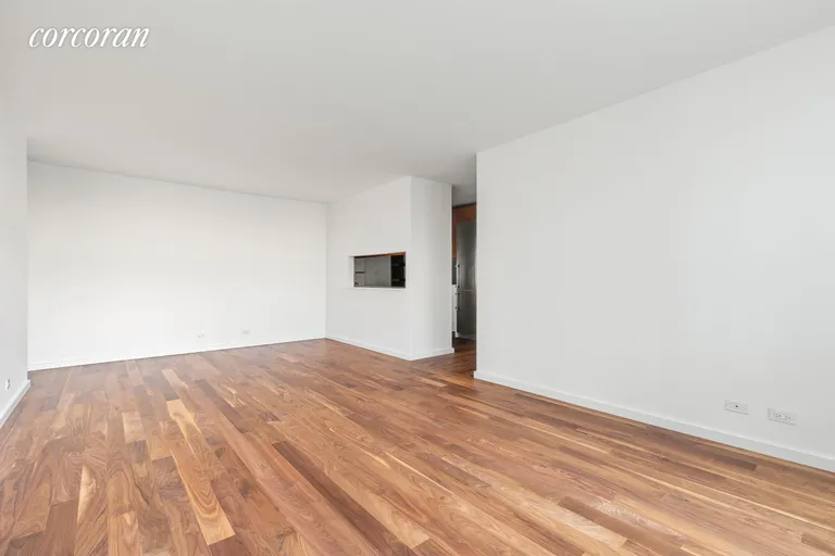 New York City Real Estate | View 515 East 72nd Street, 4C | room 2 | View 3
