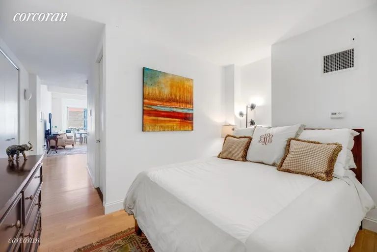 New York City Real Estate | View 88 Greenwich Street, 814 | room 3 | View 4