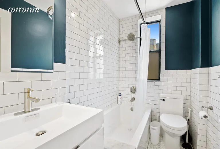 New York City Real Estate | View 264 6TH AVENUE, 4K | Bathroom | View 4
