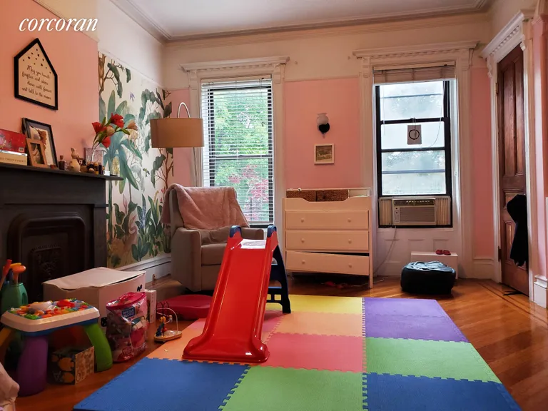 New York City Real Estate | View 147 Berkeley Place | room 5 | View 6