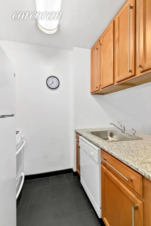 New York City Real Estate | View 393 West 49th Street, 5P | room 4 | View 5
