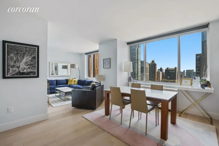 New York City Real Estate | View 389 East 89th Street, 17A | room 2 | View 3