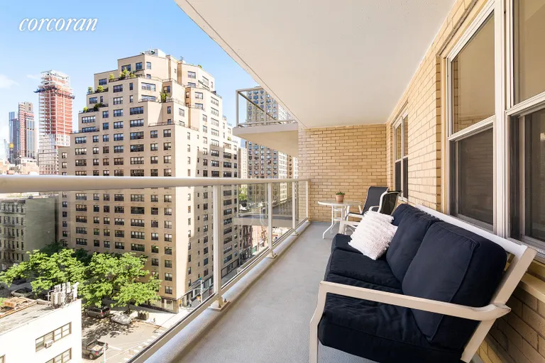New York City Real Estate | View 305 East 24th Street, 11B | room 7 | View 8