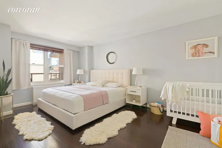 New York City Real Estate | View 305 East 24th Street, 11B | room 5 | View 6