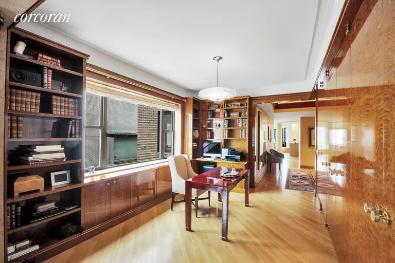 New York City Real Estate | View 860 Fifth Avenue, 19H | Home Office/Library | View 16