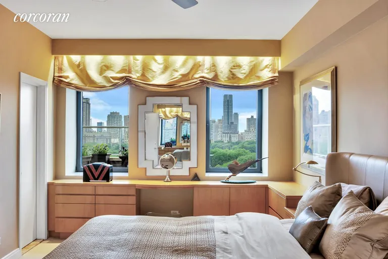 New York City Real Estate | View 860 Fifth Avenue, 19H | Glorious Park Facing Master Suite | View 5