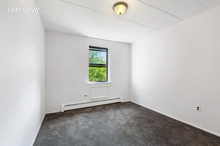 New York City Real Estate | View 421 Adelphi Street, G | Wall to wall carpet with great closet space! | View 8