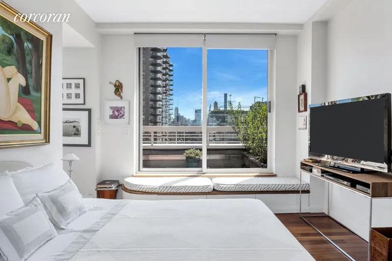 New York City Real Estate | View 170 East 87th Street, W21C | Bedroom | View 11