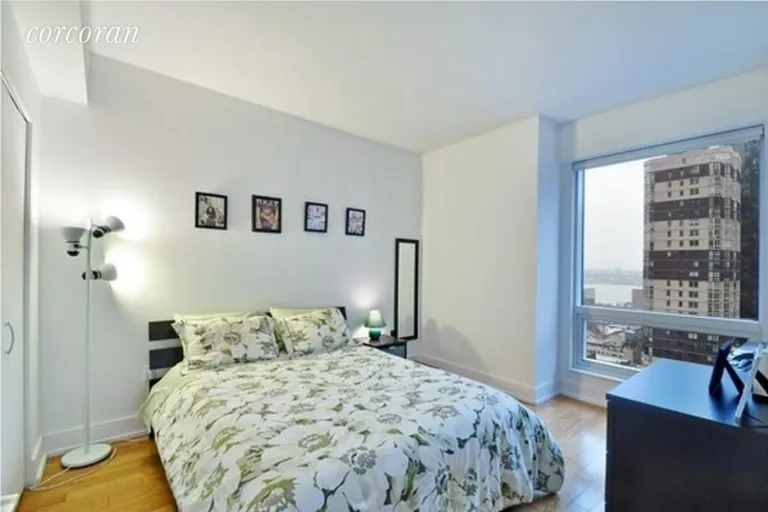 New York City Real Estate | View 350 West 42Nd Street, 28B | room 3 | View 4