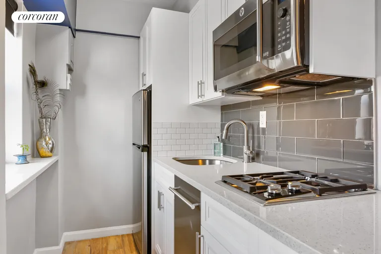 New York City Real Estate | View 270 Jay Street, 14J | Kitchen | View 2