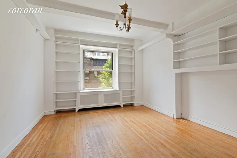 New York City Real Estate | View 123 West 74th Street, 5A | room 2 | View 3