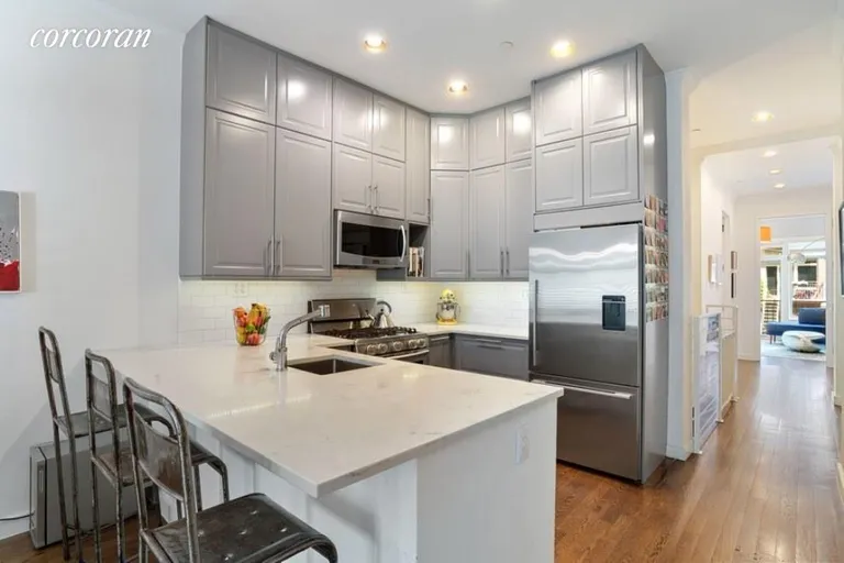 New York City Real Estate | View 315 Greene Avenue, 1A | room 1 | View 2