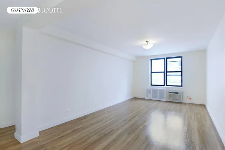 New York City Real Estate | View 211 East 18th Street, 5A | room 1 | View 2
