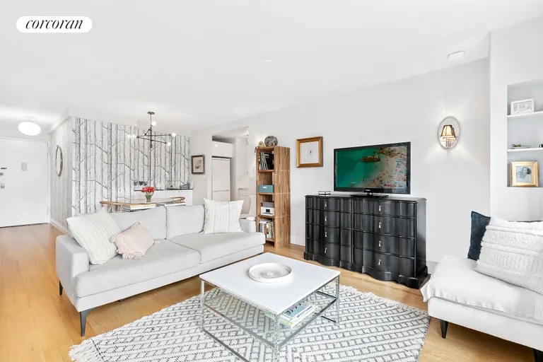 New York City Real Estate | View 101 West 12th Street, 10A | room 1 | View 2
