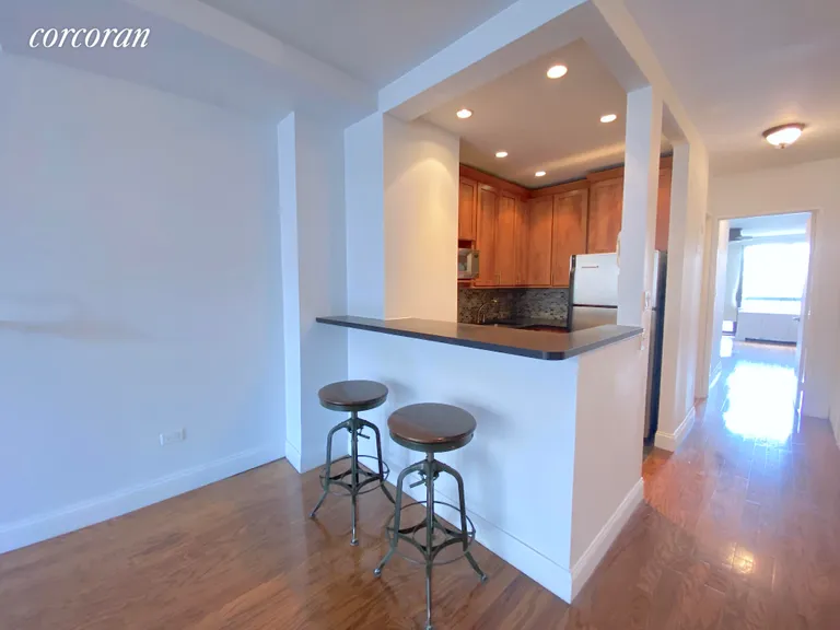 New York City Real Estate | View 130 West 79th Street, 16B | room 3 | View 4