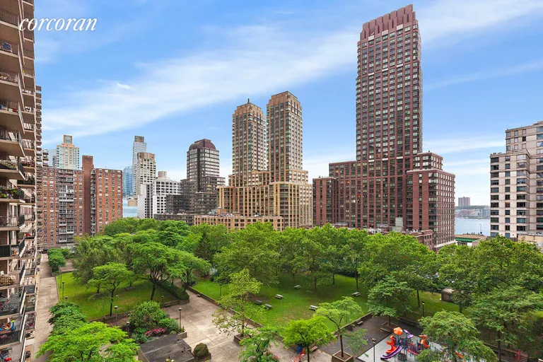 New York City Real Estate | View 205 West End Avenue, 8L | room 5 | View 6