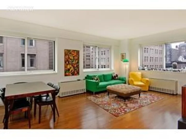 New York City Real Estate | View 200 West 24th Street, 8A | 2 Beds, 2 Baths | View 1
