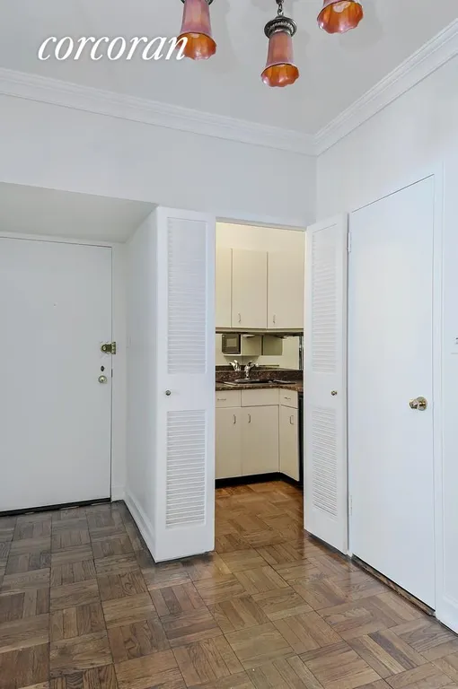 New York City Real Estate | View 110 East 57th Street, 7F | room 2 | View 3
