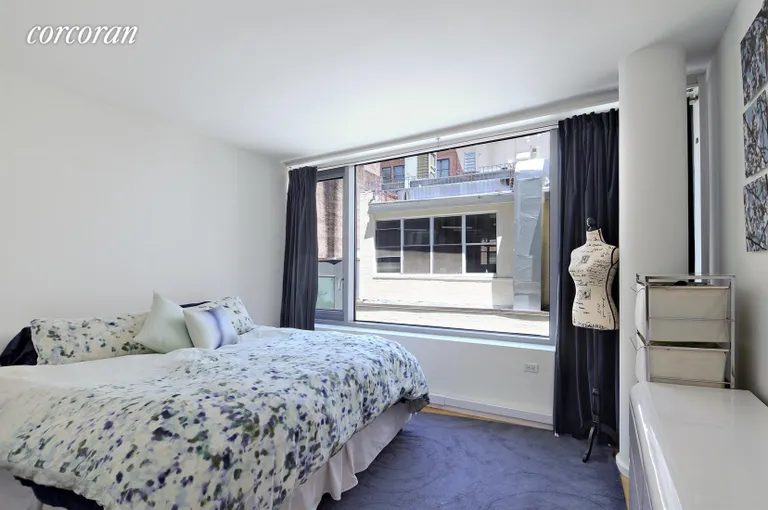 New York City Real Estate | View 425 West 53rd Street, 302 | room 2 | View 3