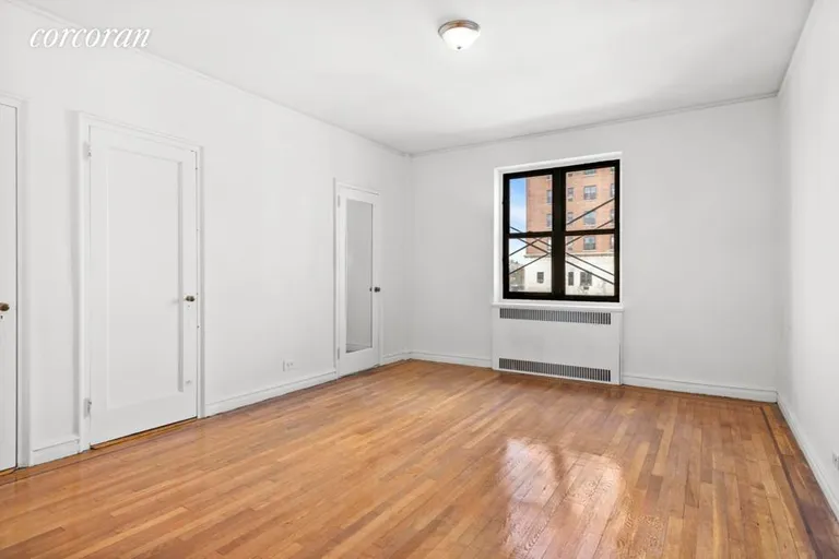New York City Real Estate | View 888 Grand Concourse, 3-F | room 2 | View 3
