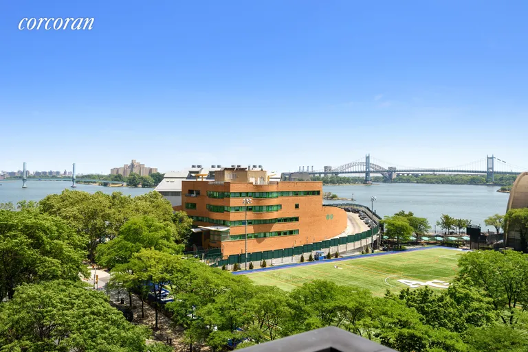 New York City Real Estate | View 1725 York Avenue, 9C | Sweeping river views | View 10