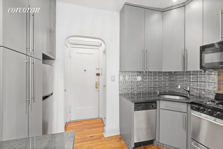 New York City Real Estate | View 226 East 27th Street, 2C | Kitchen | View 2