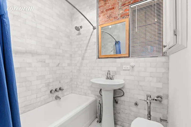 New York City Real Estate | View 226 East 27th Street, 2C | Bathroom | View 4
