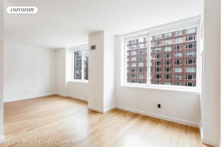 New York City Real Estate | View 300 North End Avenue, 4-L | room 2 | View 3