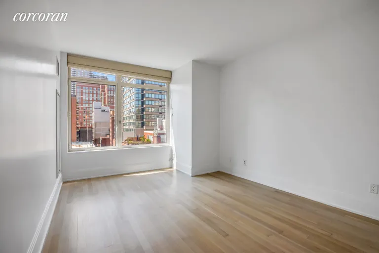 New York City Real Estate | View 305 East 85th Street, 9D | room 4 | View 5