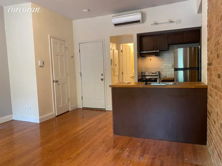 New York City Real Estate | View 222 East 50th Street, 3-B | room 2 | View 3