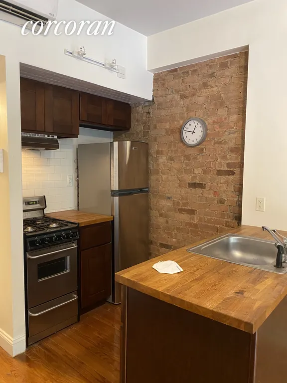 New York City Real Estate | View 222 East 50th Street, 3-B | room 1 | View 2