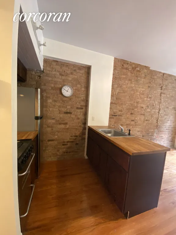 New York City Real Estate | View 222 East 50th Street, 3-B | room 8 | View 9