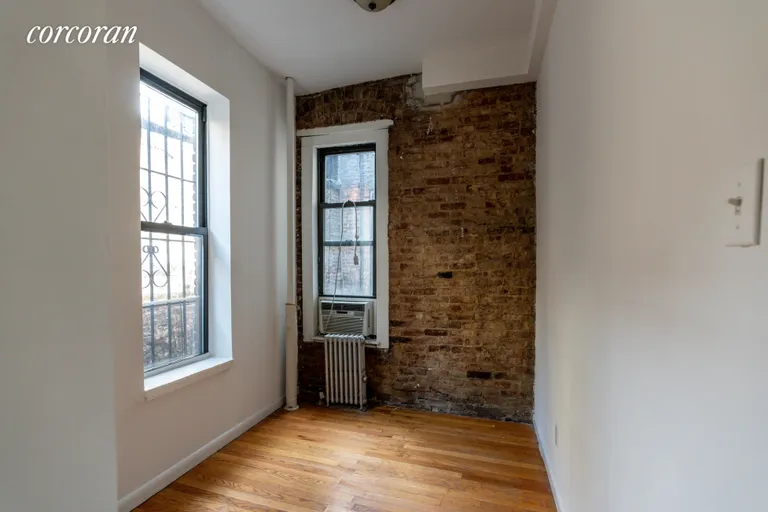 New York City Real Estate | View 229 East 11th Street, 17 | room 2 | View 3