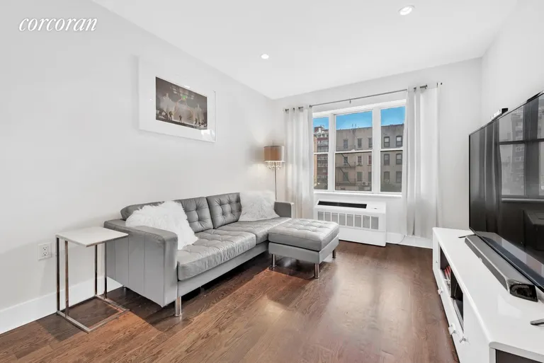 New York City Real Estate | View 23-37 31st Road, 2B | room 2 | View 3