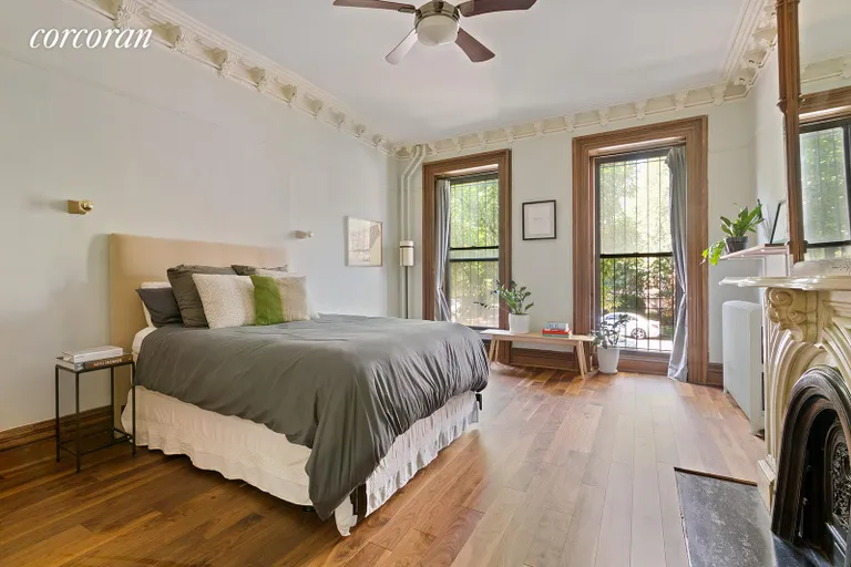 New York City Real Estate | View 189 Park Place, 2 | Extra Large Bedroom with Area for an Office | View 5