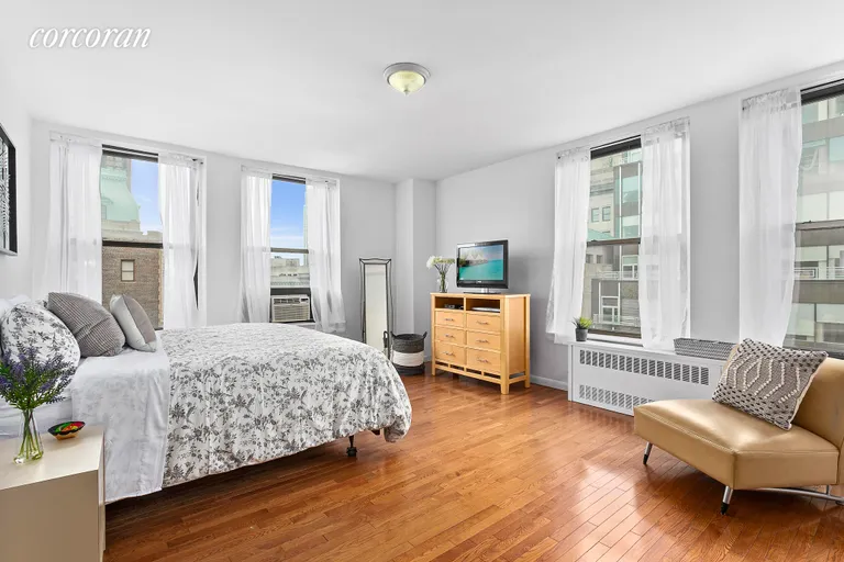 New York City Real Estate | View 75 Livingston Street, 13A | Primary bedroom with option for desk for easy WFH | View 5