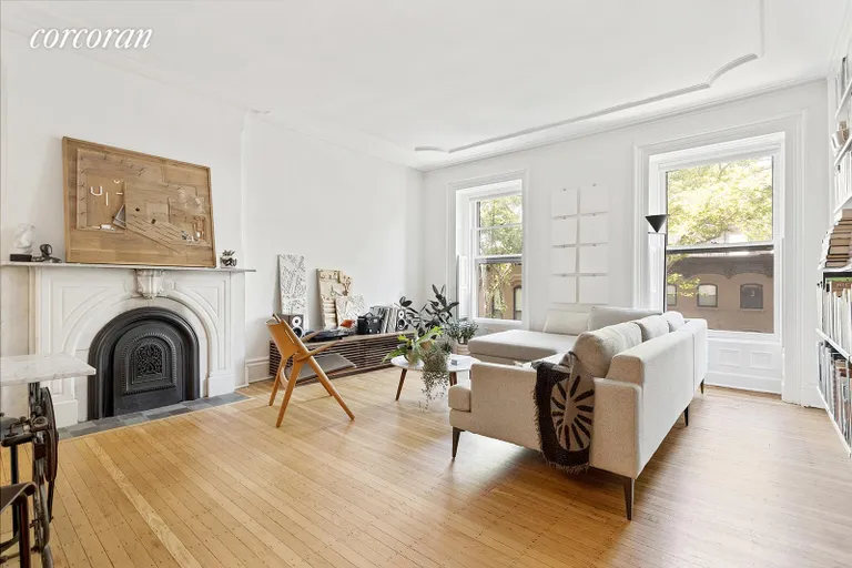 New York City Real Estate | View 21 South Portland Ave, 3F | room 1 | View 2