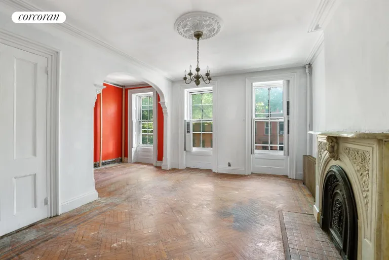 New York City Real Estate | View 184A Bergen Street | Extra spacious master bedroom | View 4