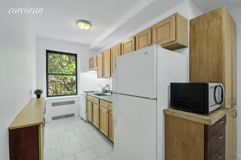 New York City Real Estate | View 385 Argyle Road, 5A | room 3 | View 4