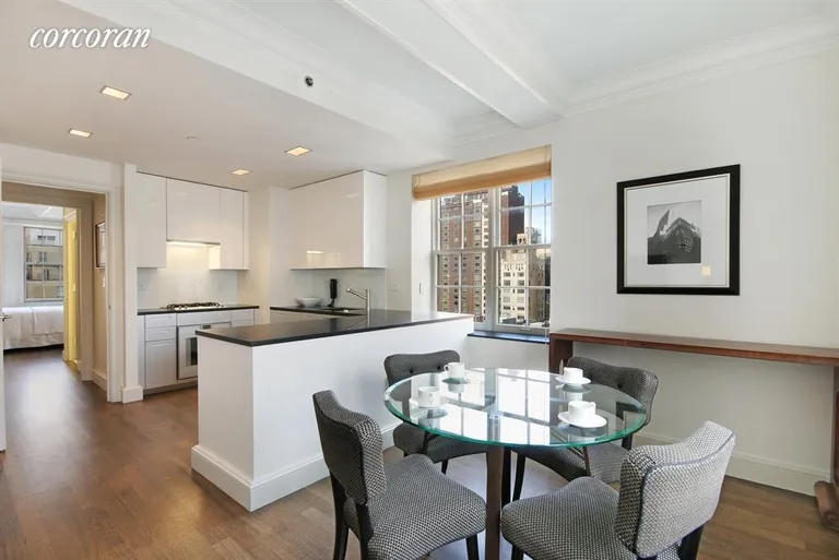 New York City Real Estate | View 25 East 77th Street, 1503 | room 1 | View 2