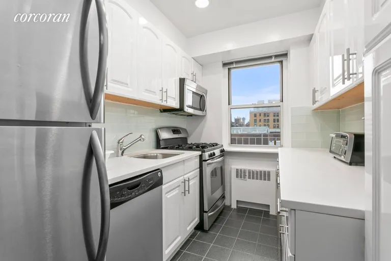 New York City Real Estate | View 301 East 66th Street, 15L | room 3 | View 4