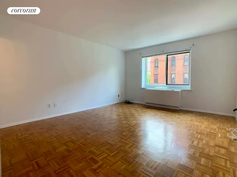 New York City Real Estate | View 100 WEST 89TH STREET, 4D | room 9 | View 10