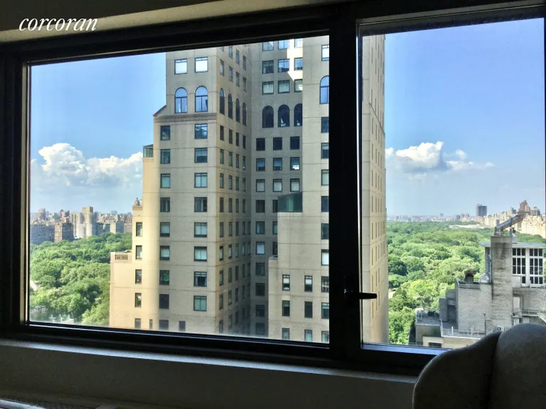 New York City Real Estate | View 58 West 58th Street, 26B | 1 Bed, 1 Bath | View 1